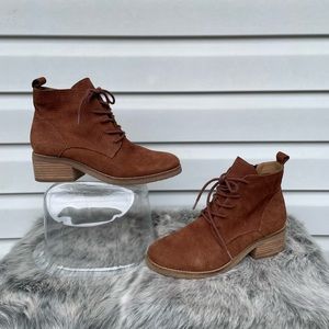 Lucky brand boots